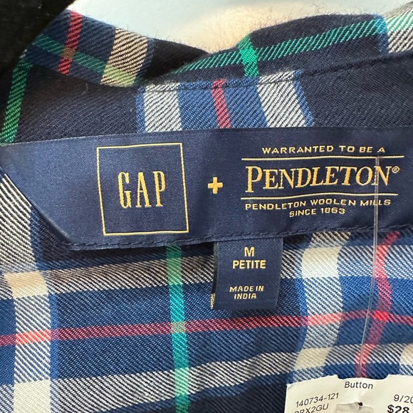 Pendleton x Gap shirt dress. Size medium - Picture 2 of 3